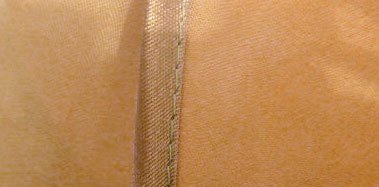 Технология обработки края шторы косой бейкой